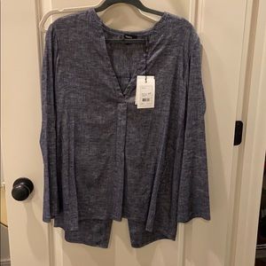 Theory Ofeliah P top